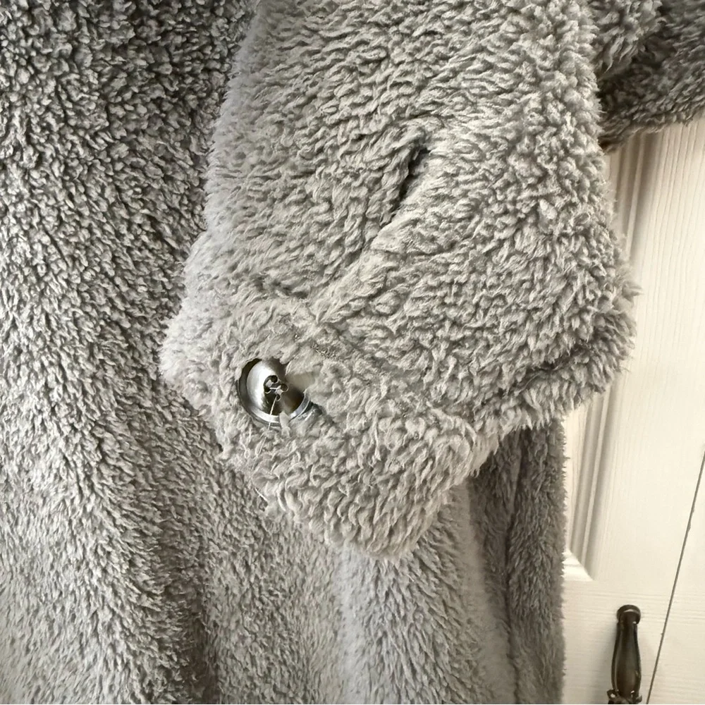 Mustard Seed Oversized Gray Fleece Teddy Shacket Cozy Jacket Womens Size Small